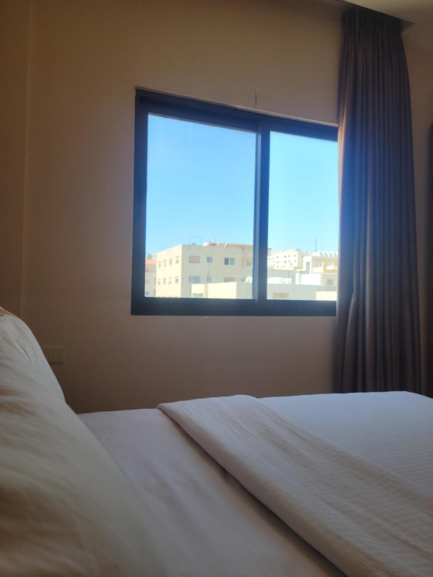 Big Ben Hotel Suites Amman Zewnętrze zdjęcie